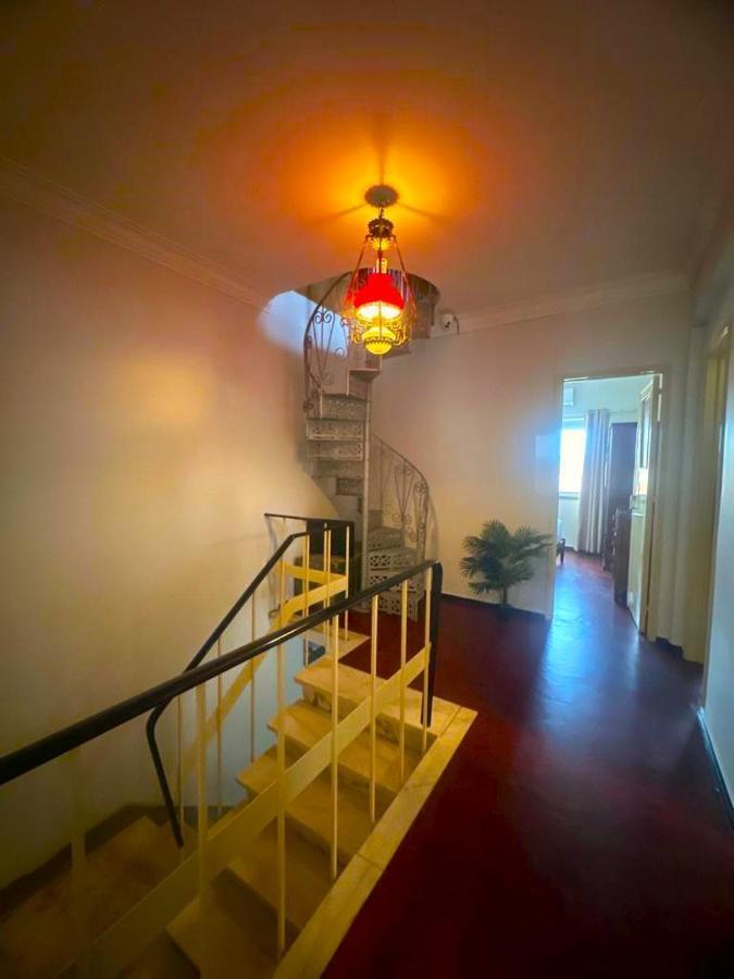 Lisabonna Guest House Amadora Buitenkant foto