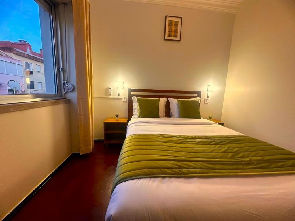 Lisabonna Guest House Amadora Buitenkant foto